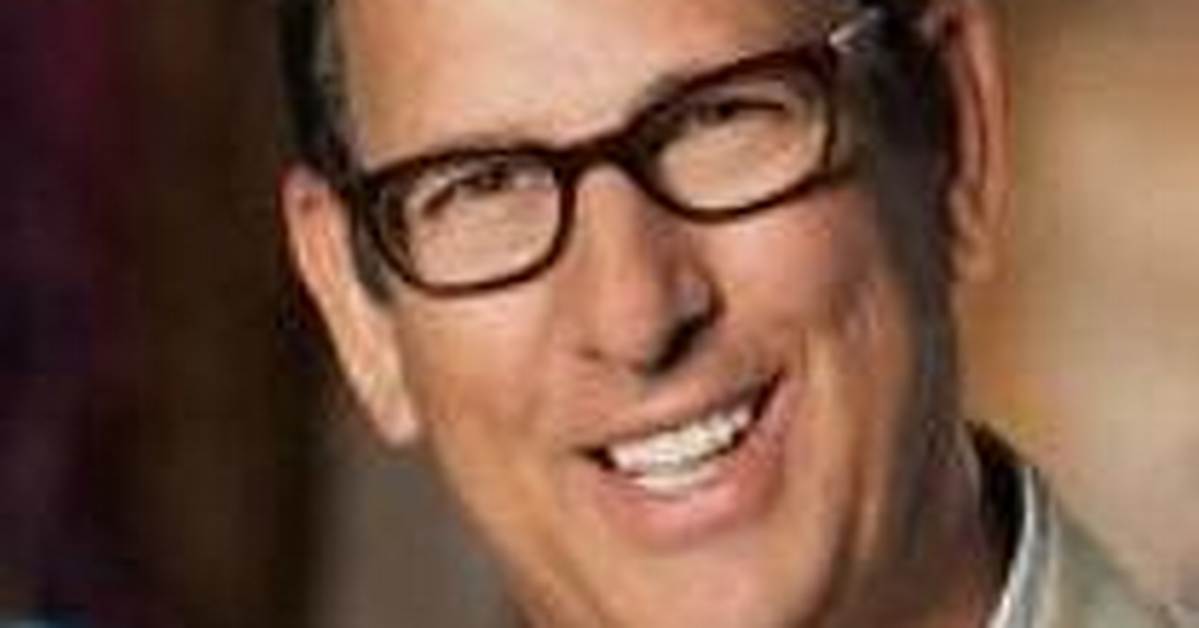 Jonathan M. Shiff Net Worth
