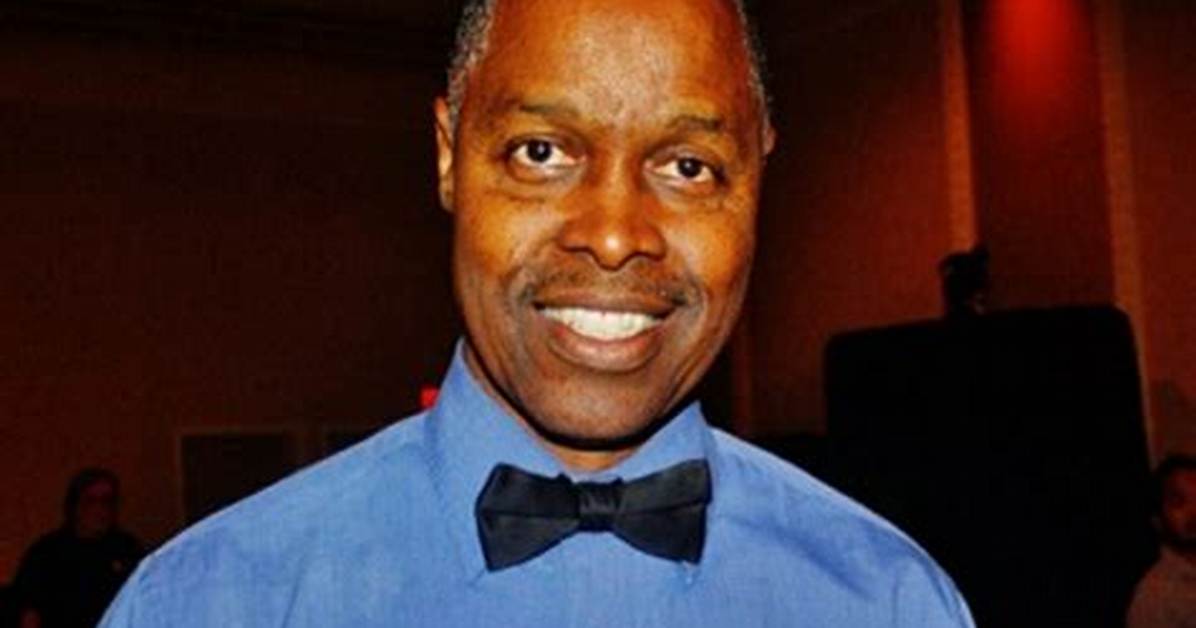 Kenny Bayless Net Worth