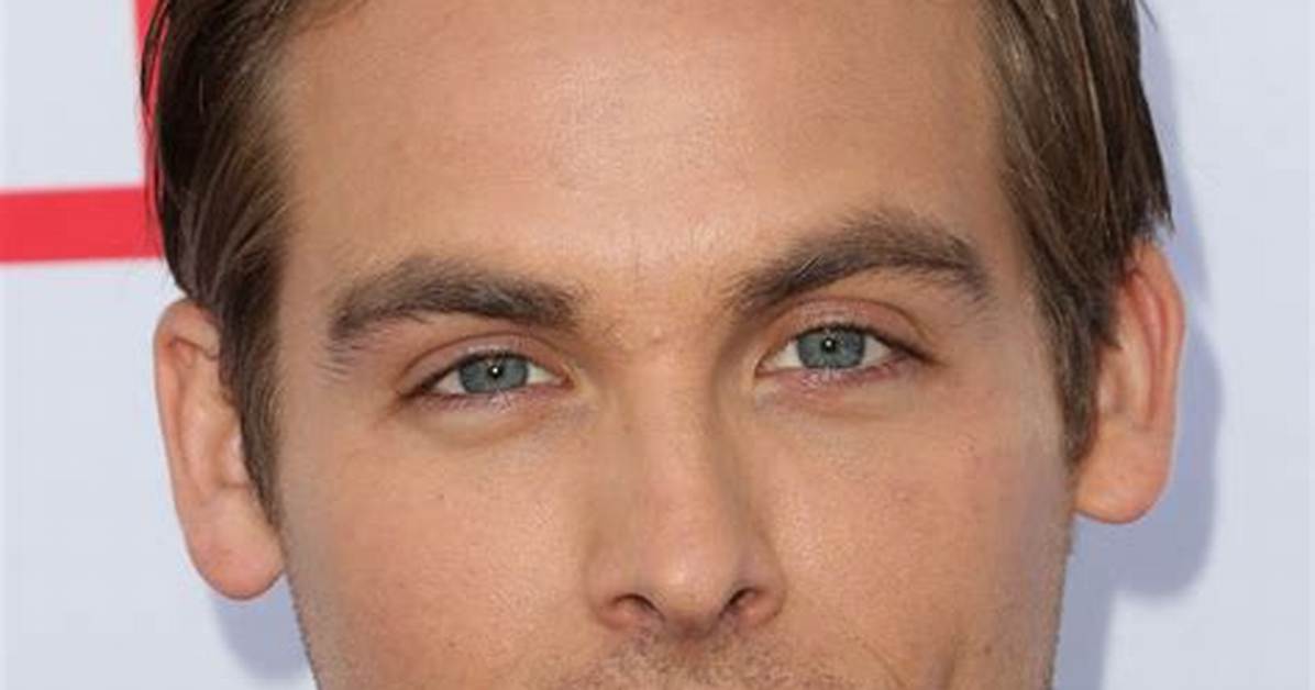 Kevin Zegers Net Worth