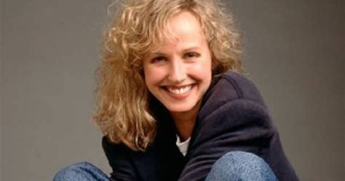 Kim Greist Net Worth