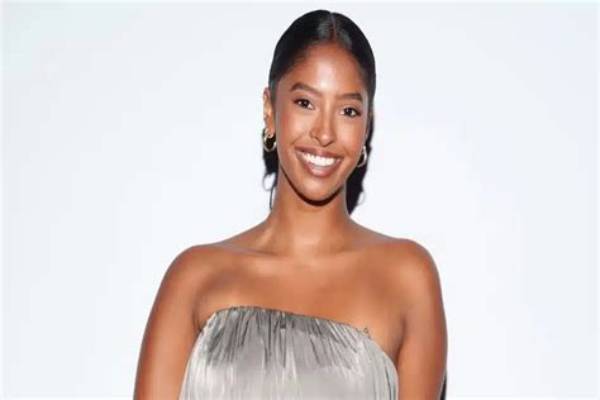 Kimilee Bryant Net Worth