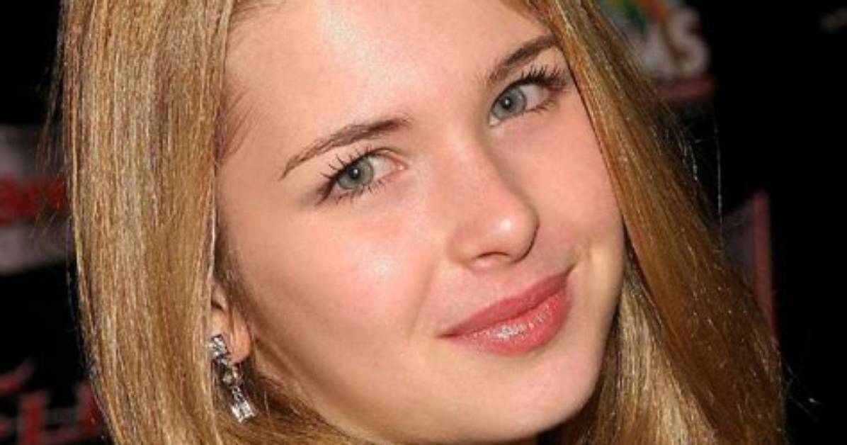 Kirsten Prout Net Worth