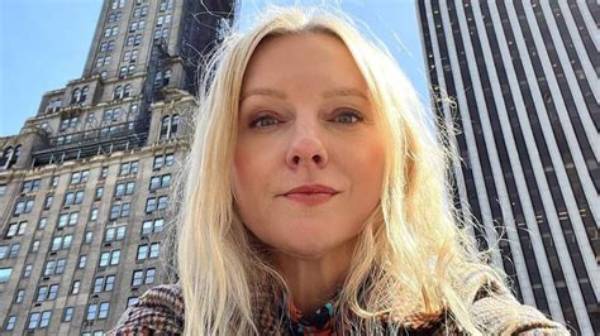 Laura Brown Net Worth
