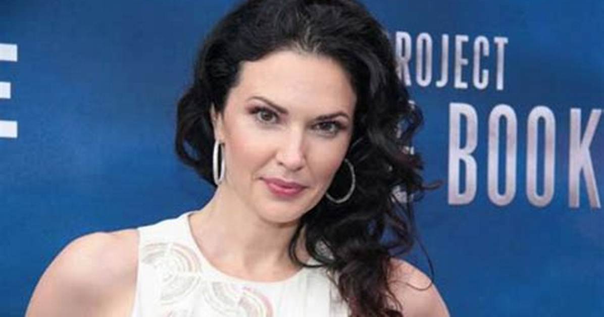 Laura Mennell Net Worth