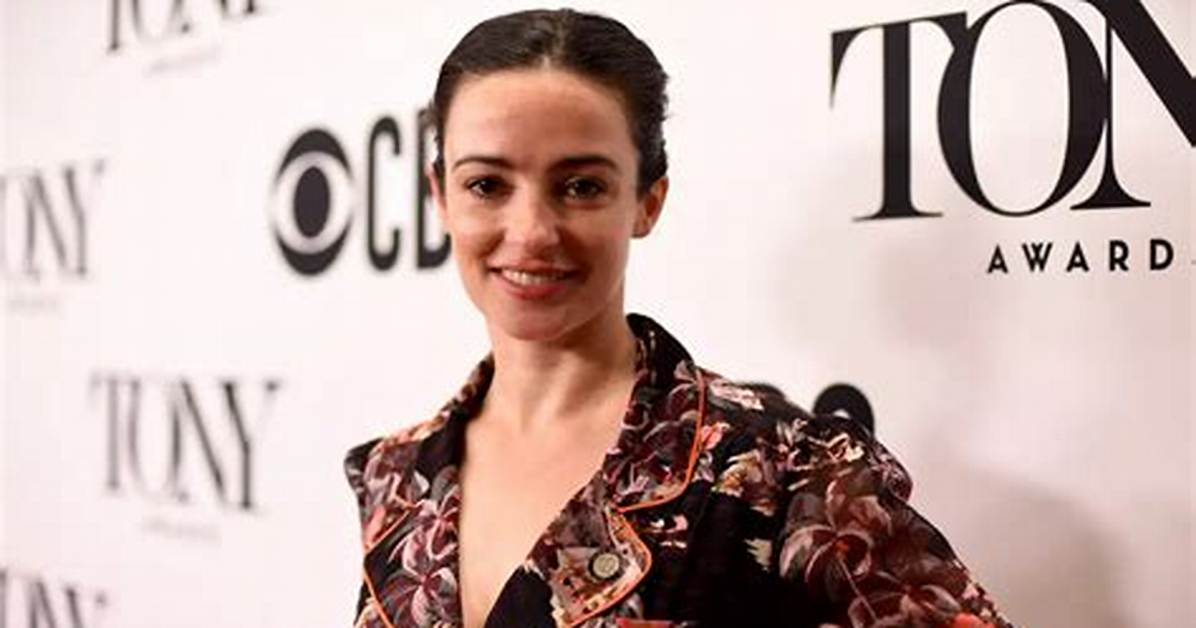 Laura Mooney Net Worth