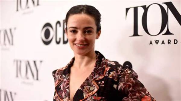 Laura Valladao Net Worth