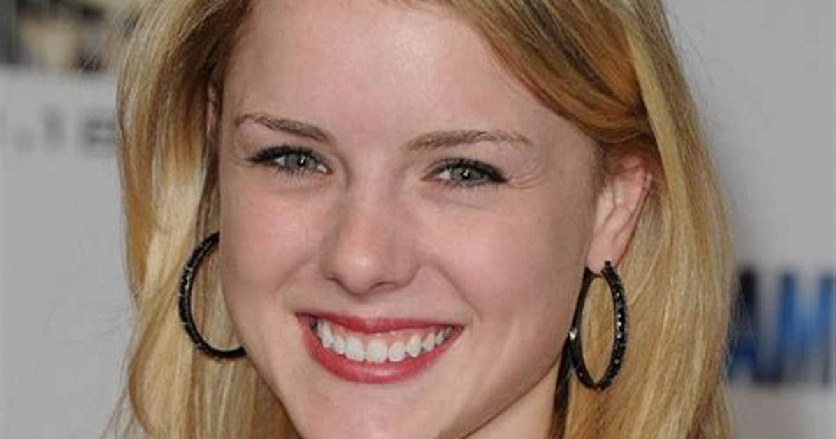Laura Wiggins Net Worth