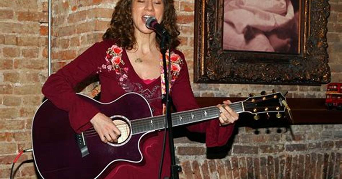 Laurie Paton Net Worth
