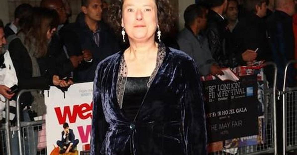 Linda Bassett Net Worth