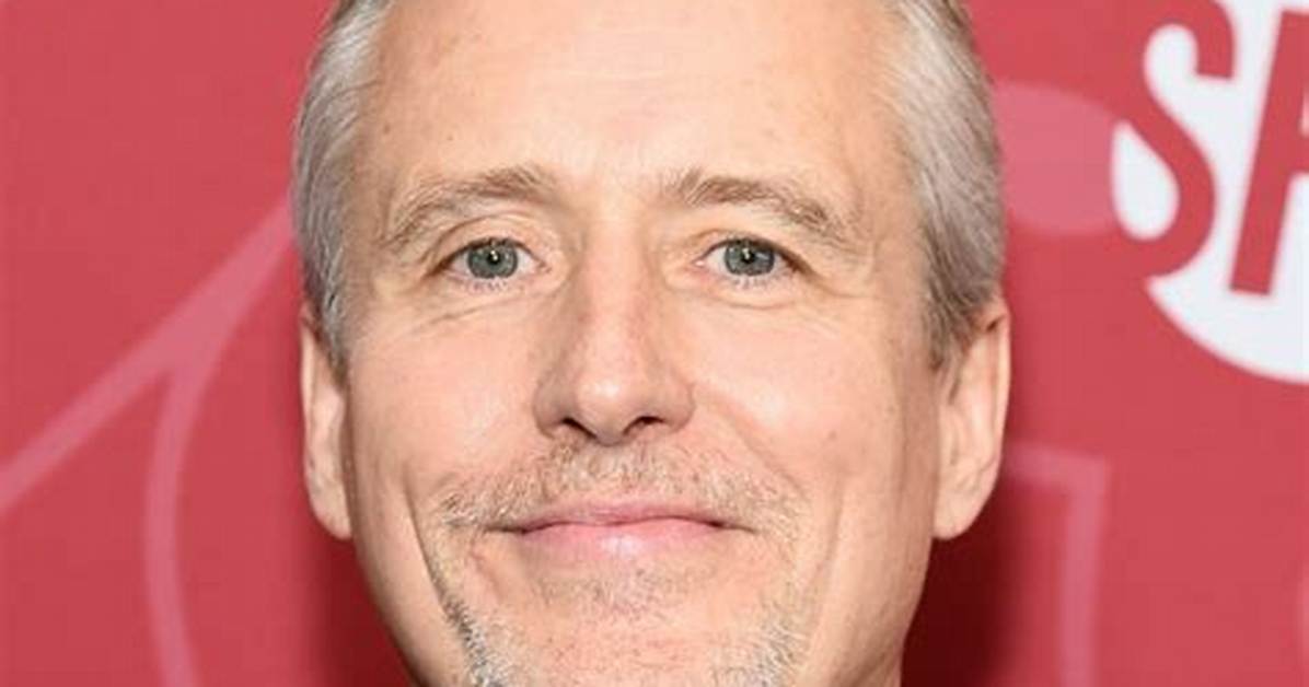 Linus Roache Net Worth