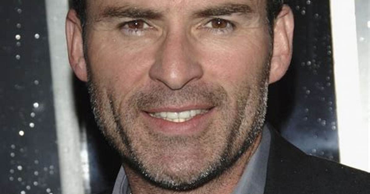 Mark Derwin Net Worth
