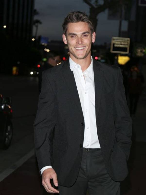 Mark Grossman Net Worth