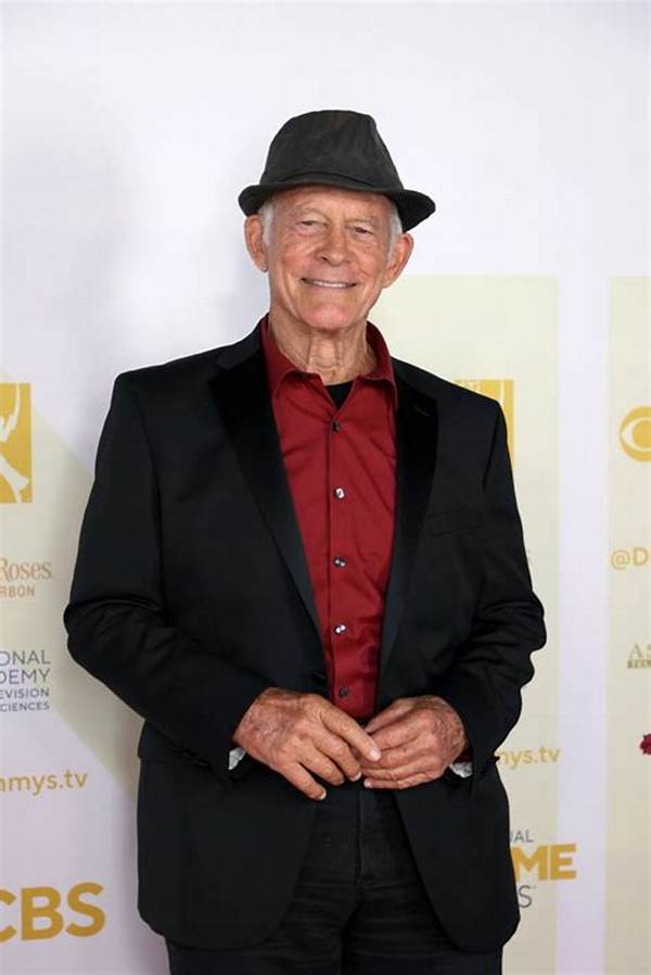 Max Gail Net Worth
