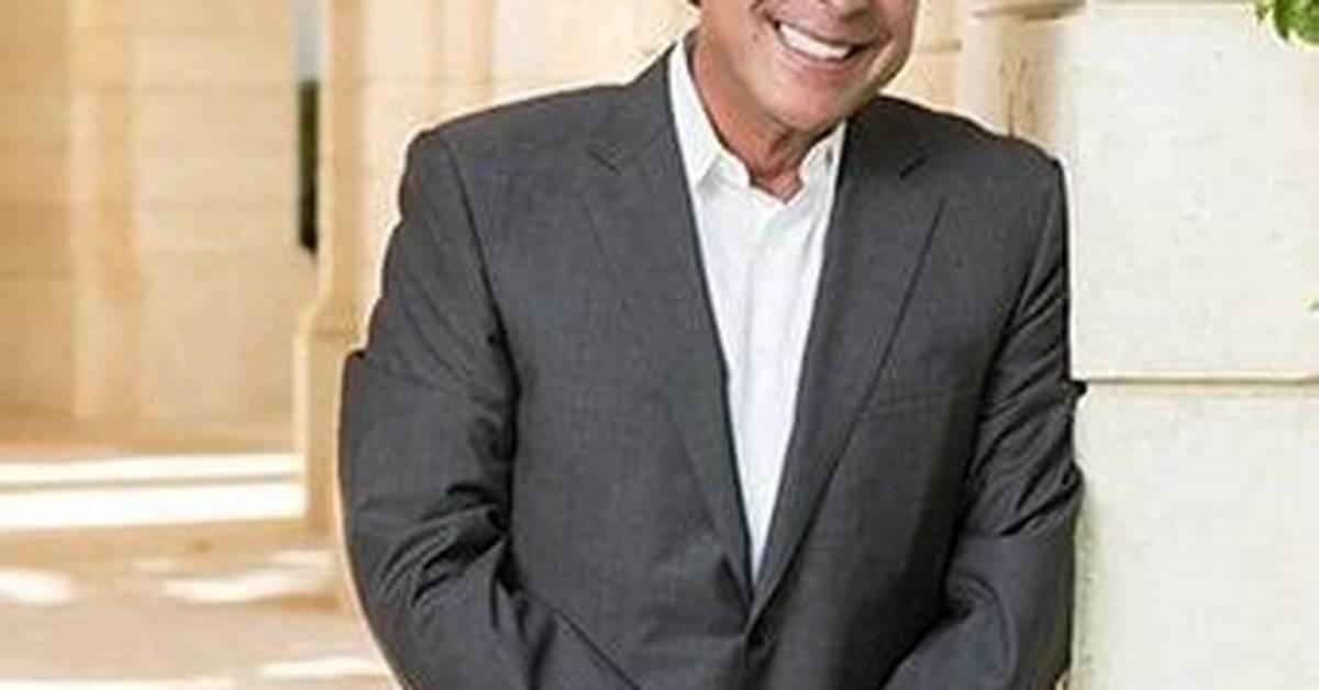 Mike Fernandez Net Worth