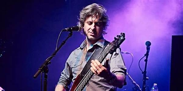Mike Gordon Net Worth
