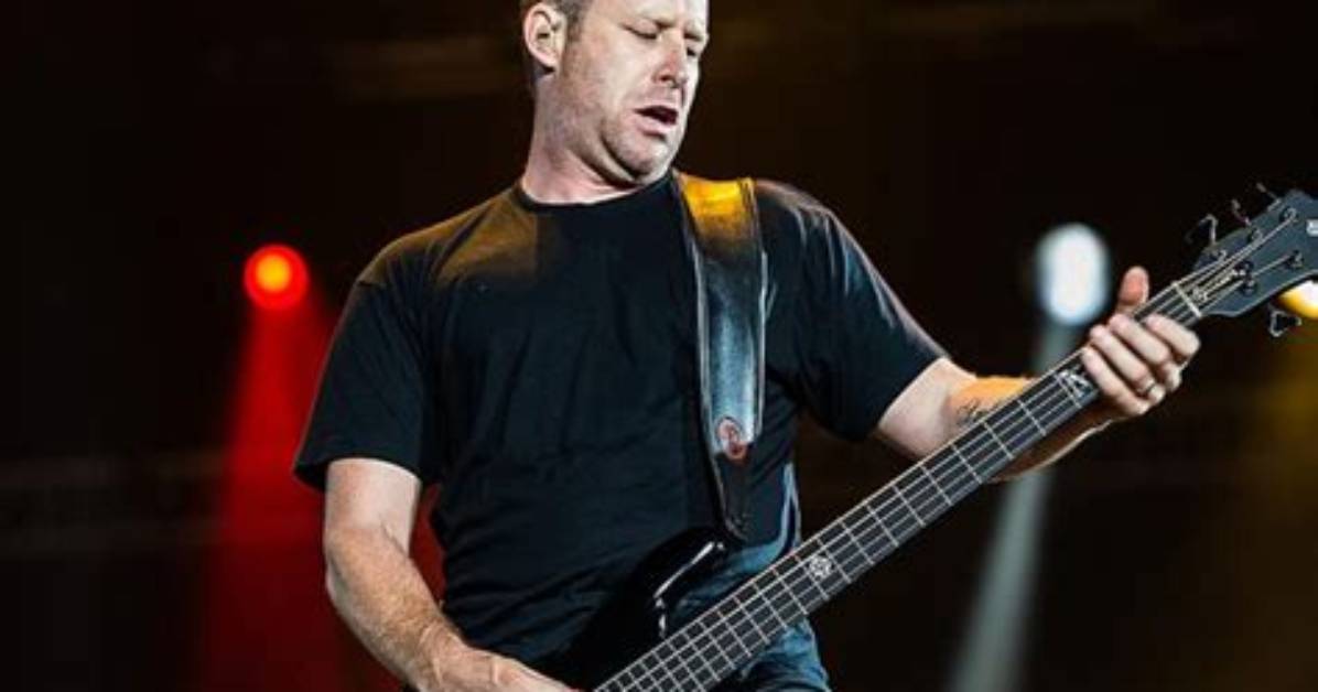 Mike Kroeger Net Worth