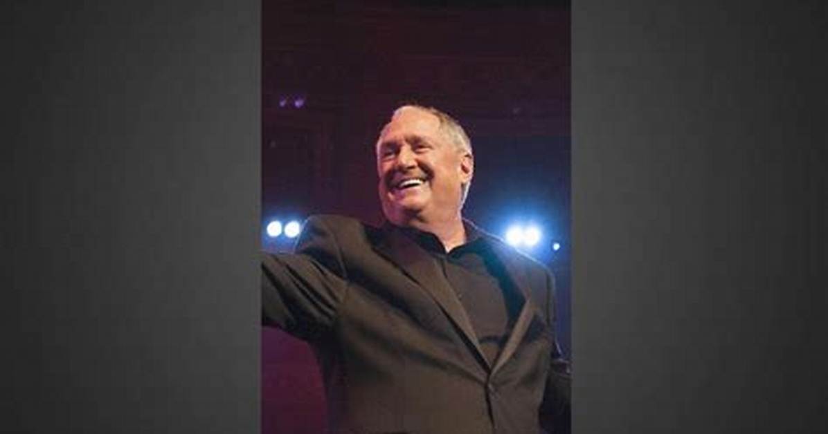 Neil Elliot Net Worth