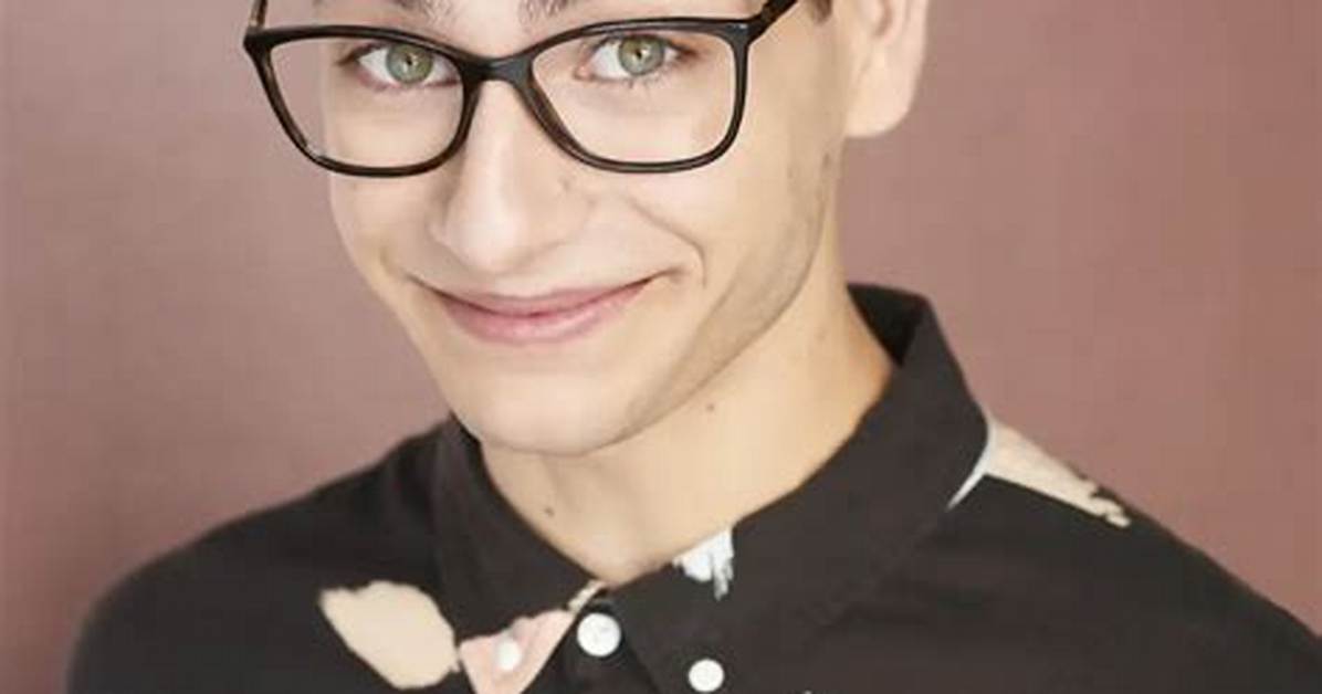 Noah Grossman Net Worth