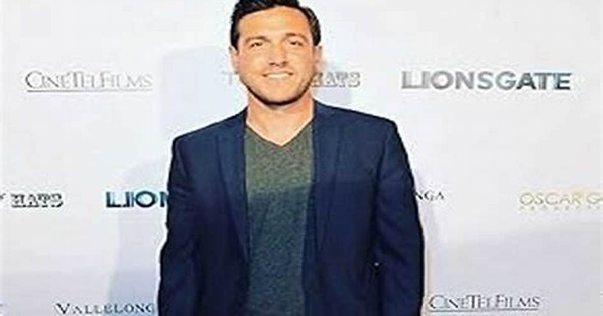 Noah Mathers Net Worth