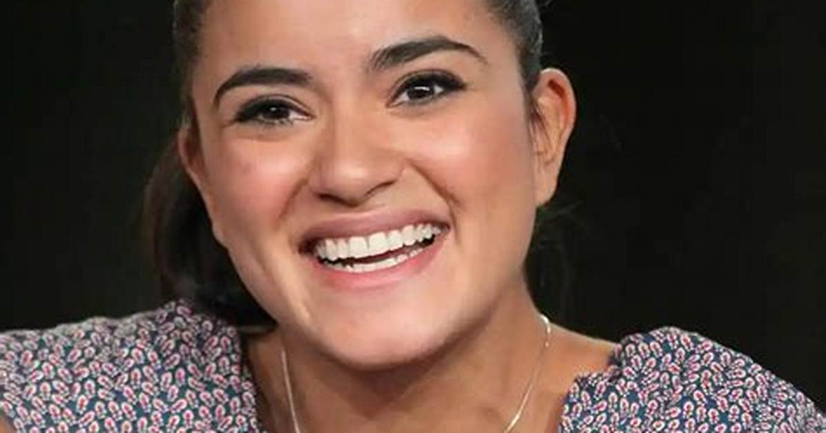 Paulina Gaitan Net Worth