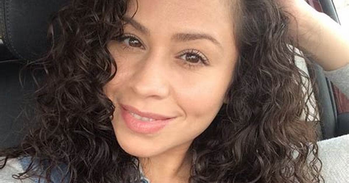 Rachel Cerda Net Worth