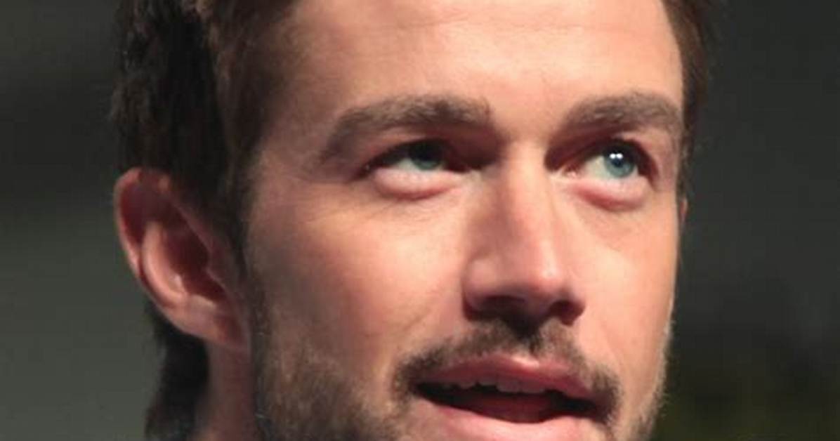 Robert Buckley Net Worth