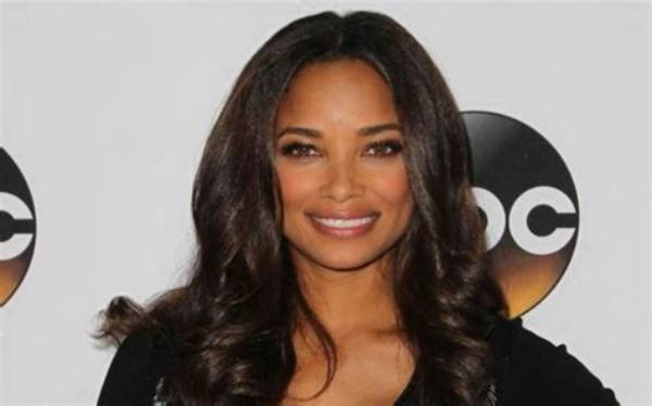 Rochelle Ashana Net Worth