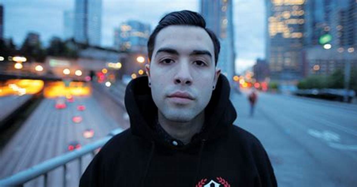 Ryan Caraveo Net Worth