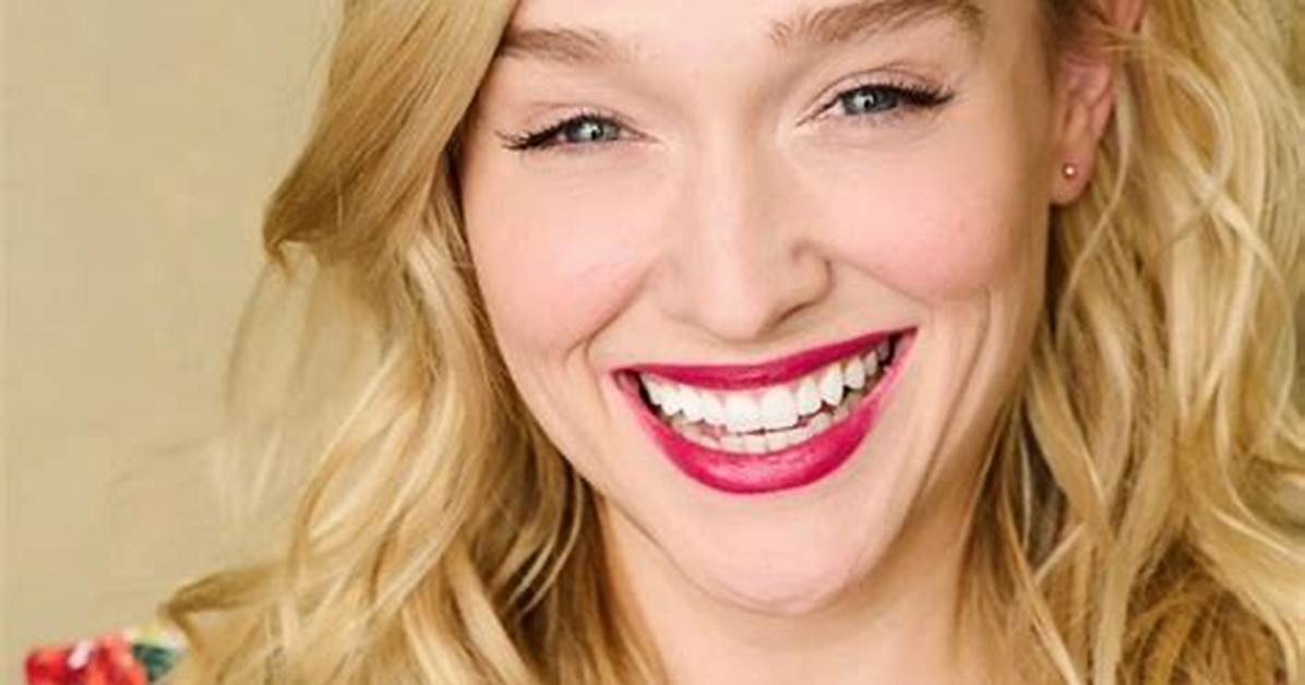 Sarah Stouffer Net Worth