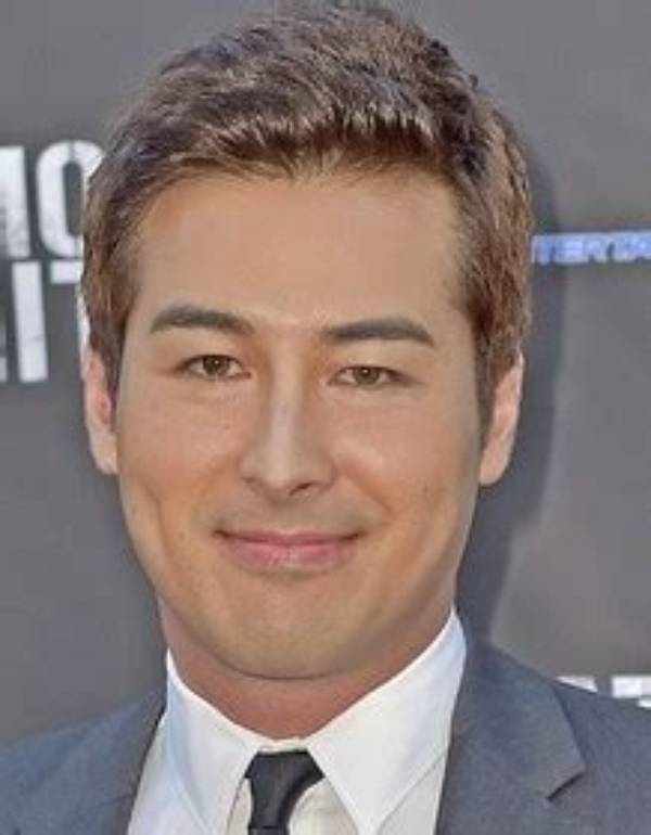 Sean Richard Dulake Net Worth