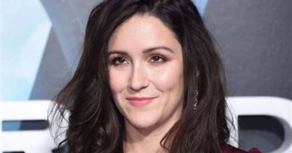Shannon Woodward Net Worth