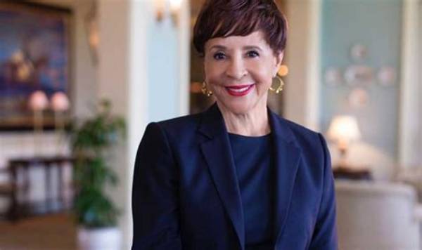Sheila Clark Net Worth