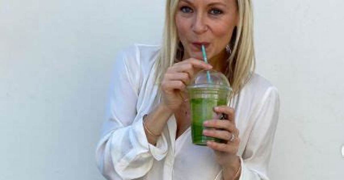Simone De La Rue Net Worth