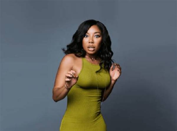 Simone Shepherd Net Worth