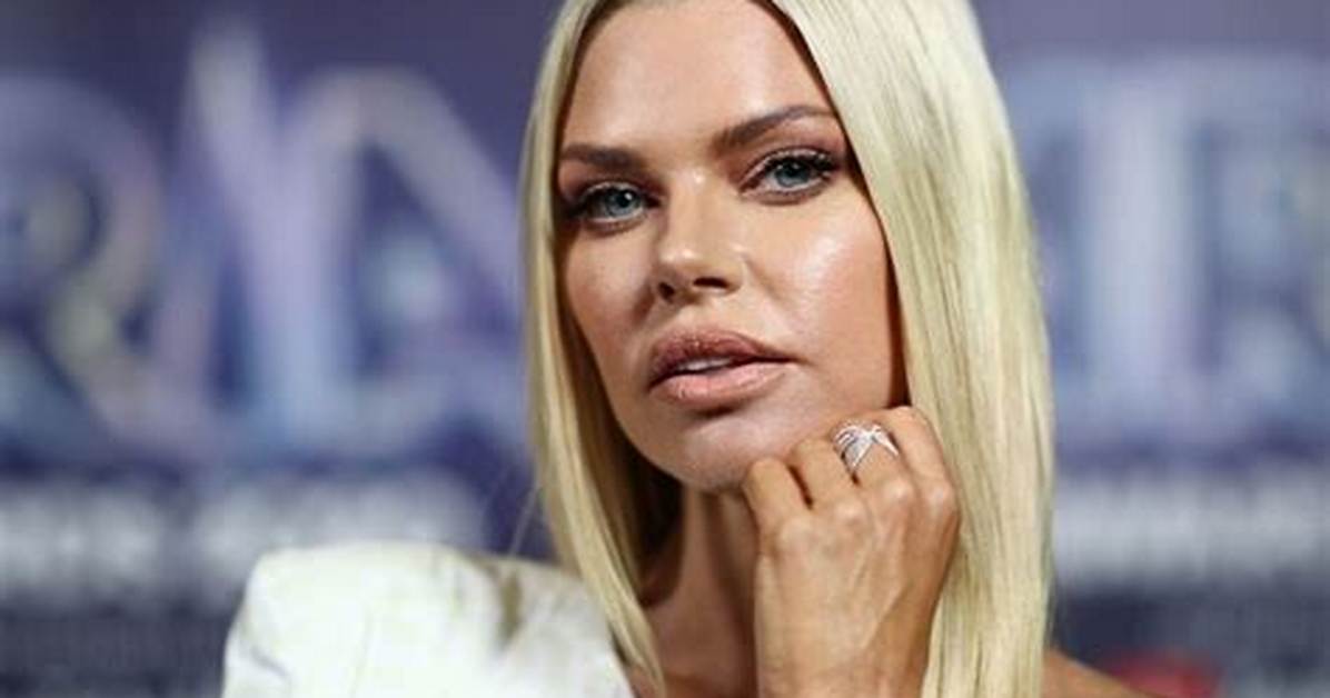 Sophie Monk Net Worth