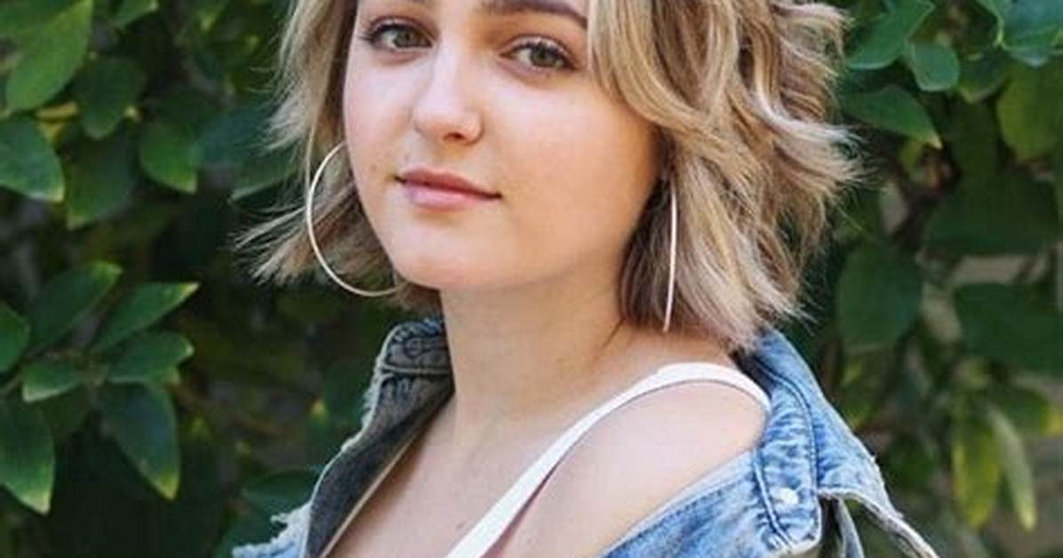 Sophie Reynolds Net Worth