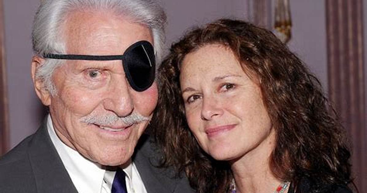 Stephanie Zimbalist Net Worth