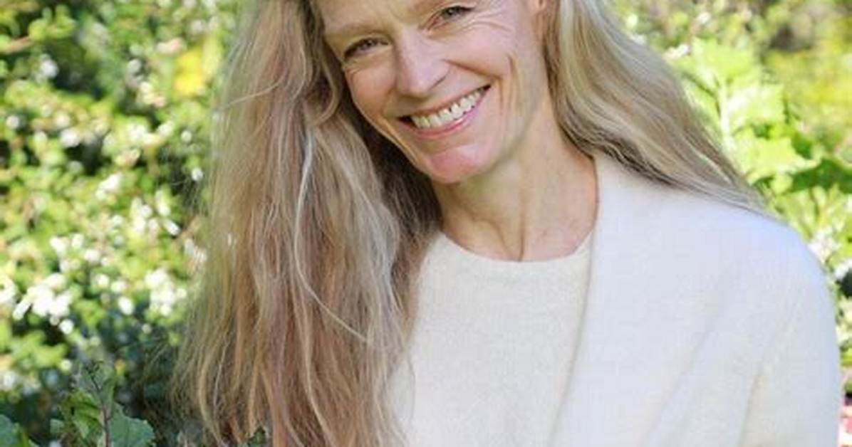 Suzy Amis Net Worth