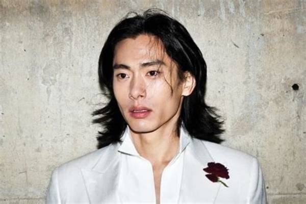 Teo Yoo Net Worth