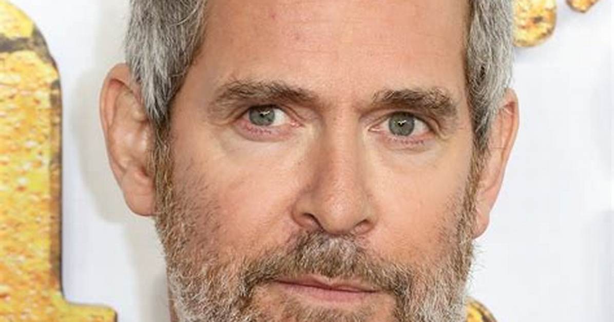 Tom Hollander Net Worth