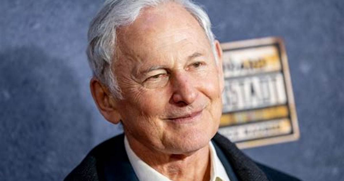Victor Garber Net Worth