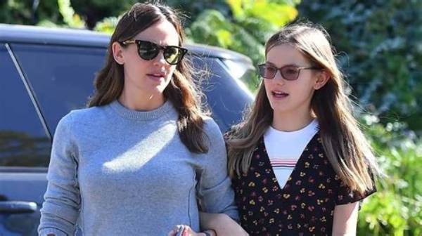 Violet Affleck Net Worth