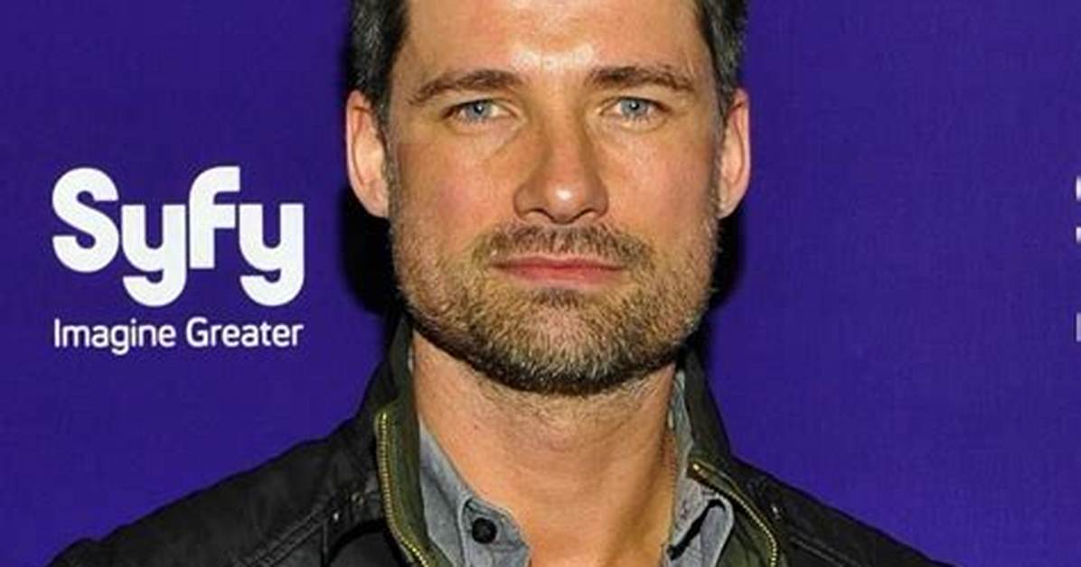 Warren Christie Net Worth