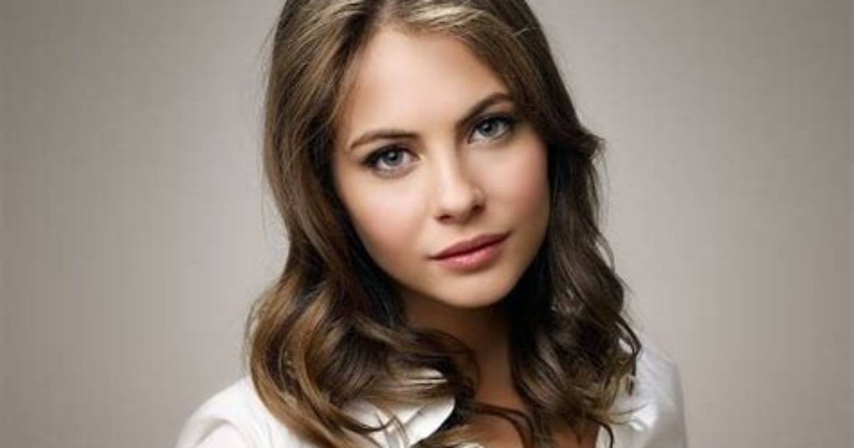 Willa Holland Net Worth