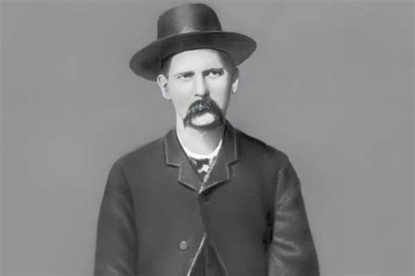 Wyatt Earp Net Worth