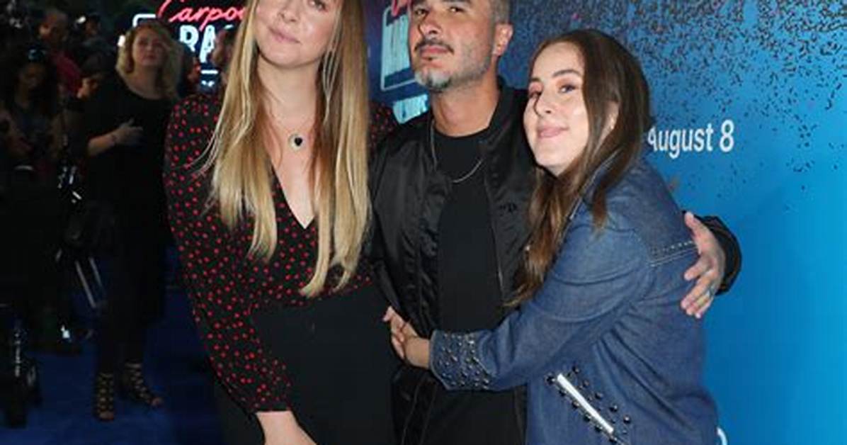 Zane Lowe Net Worth