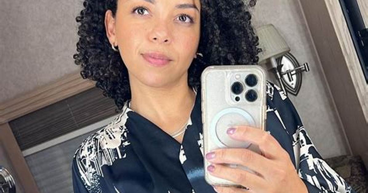 Zarrin Darnell-Martin Net Worth